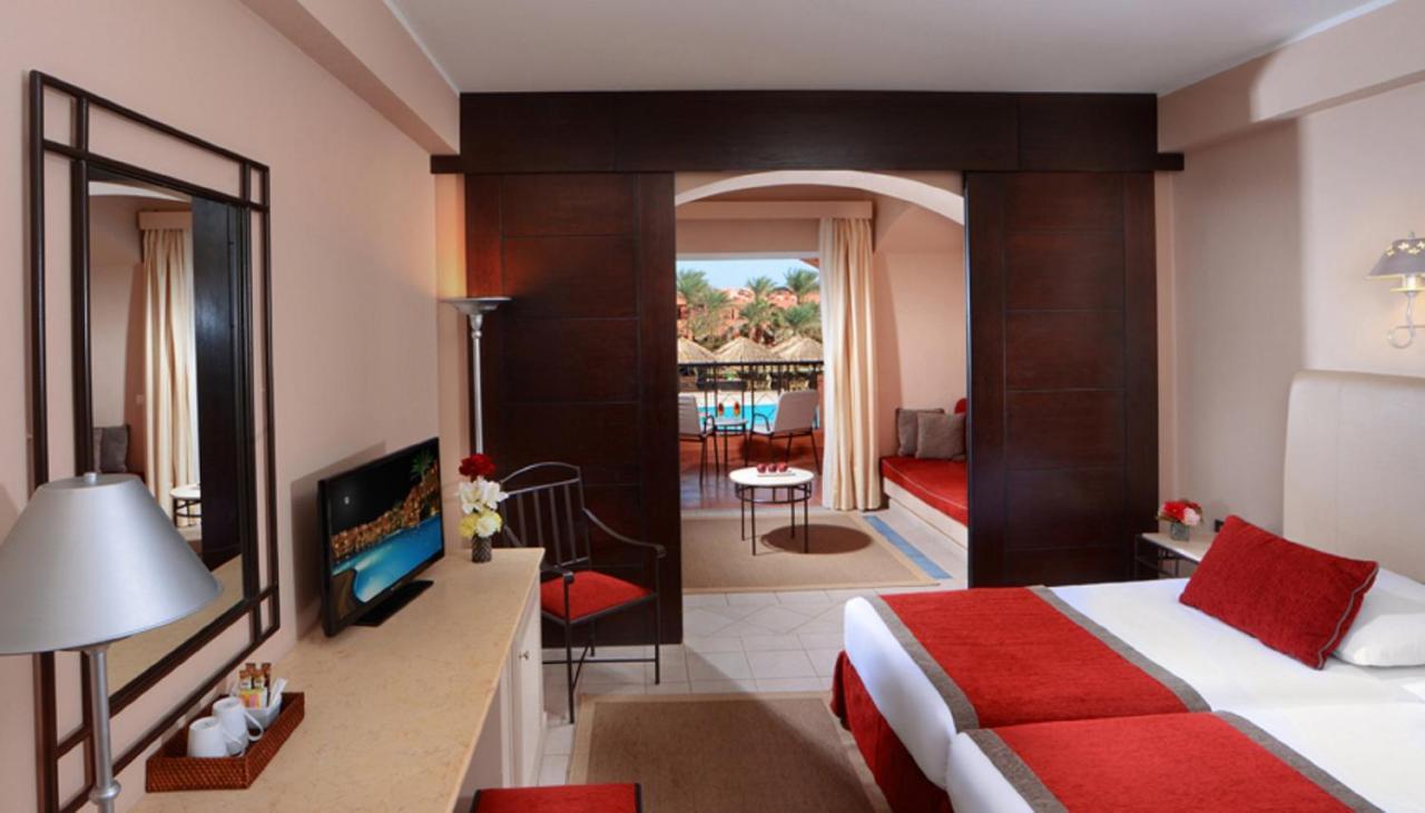 Jaz Makadi Oasis Resort Хургада Екстер'єр фото